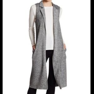Socialite – Notch Lapel Knit Vest Duster